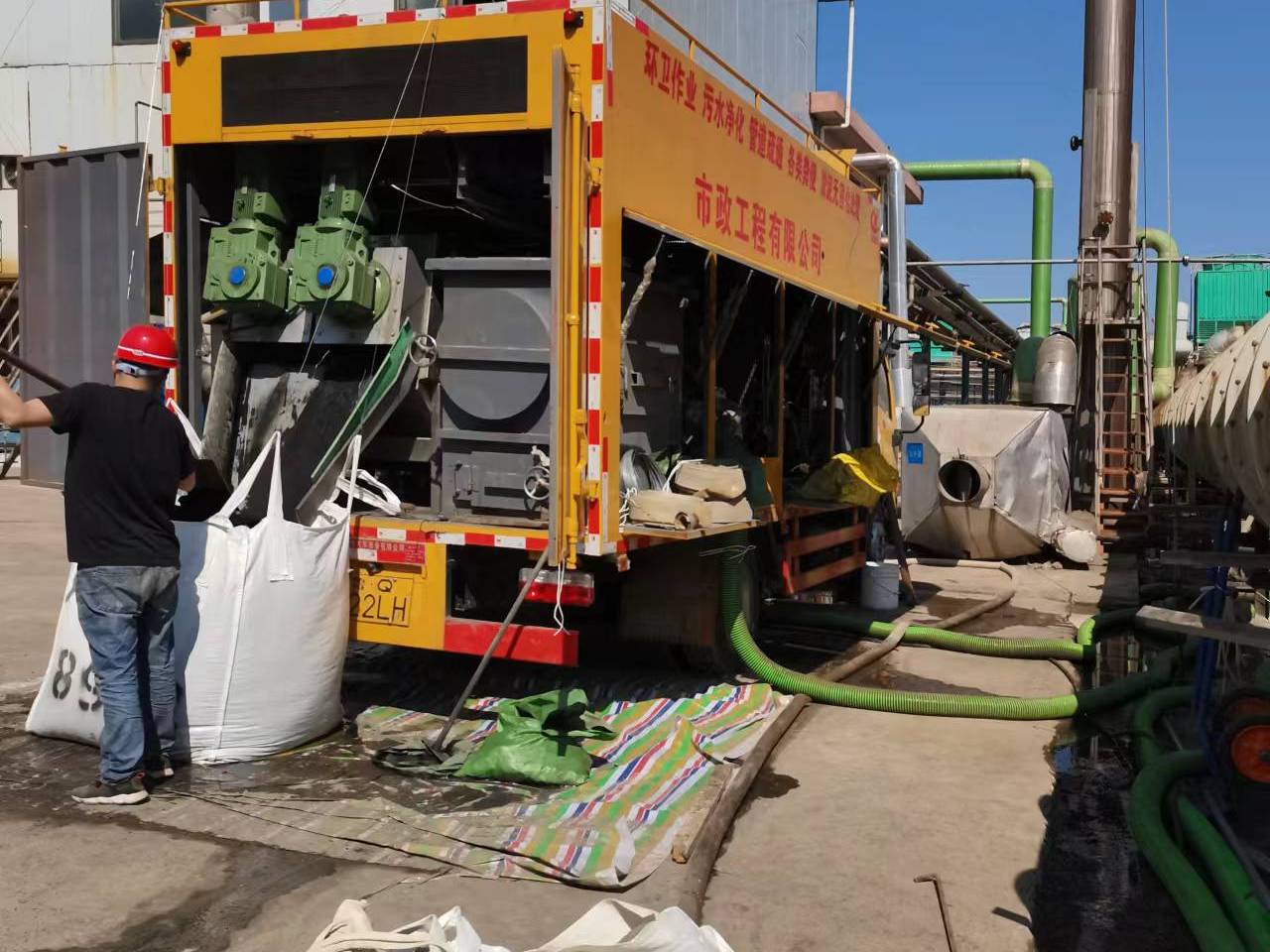 敖汉淤泥压干处理